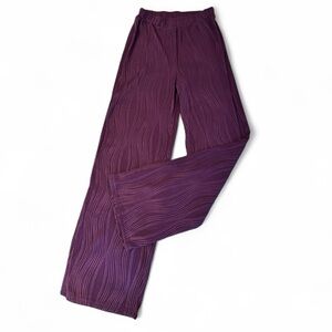 Fashion Nova Stretchy Ribbed Purple/Plum Pants, size S